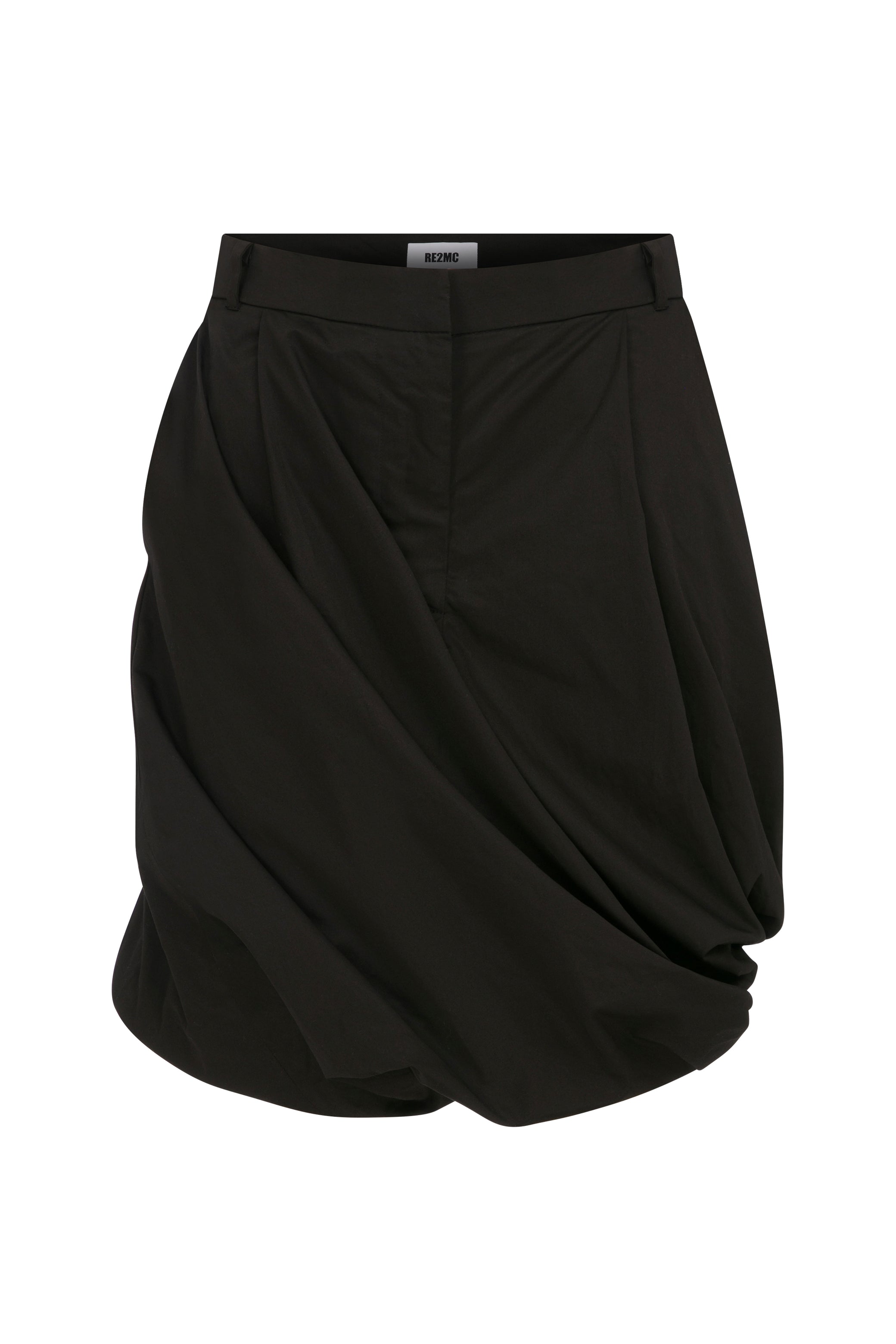VOLUMINOUS BLACK SKIRT